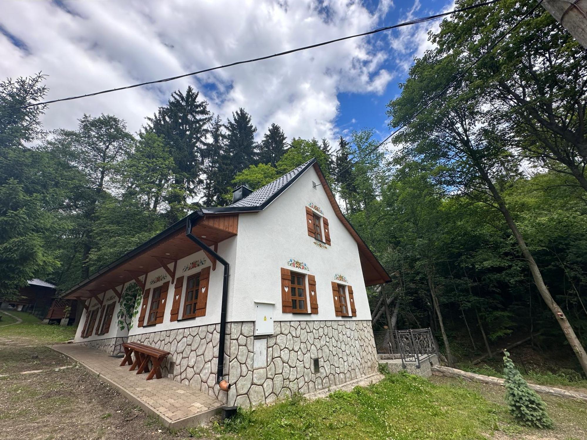 Chata Pohadka- "Lesni Udoli" Perstejn Exterior photo